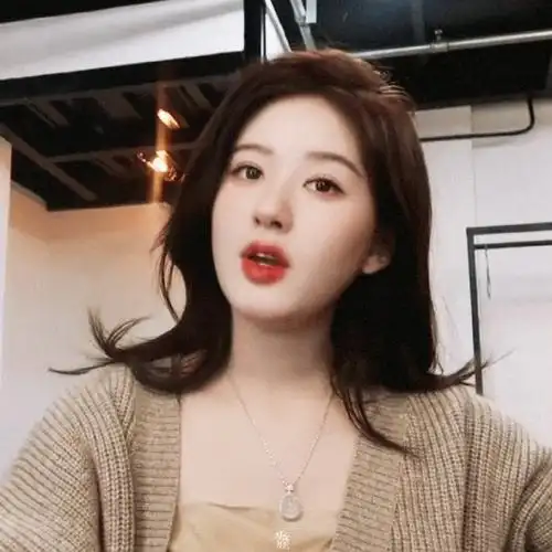 75 赵露思|07    发现不知不觉修成了闺蜜头像#赵露思