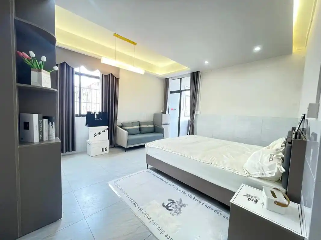 犀牛陂 华为欧洲小镇 华为溪村公寓.万科里 长盈公司 中集智 - 抖音