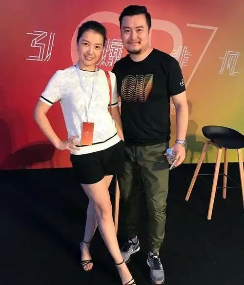 原创央视体育女主持曾是高考文科状元32岁风韵迷人业务能力强