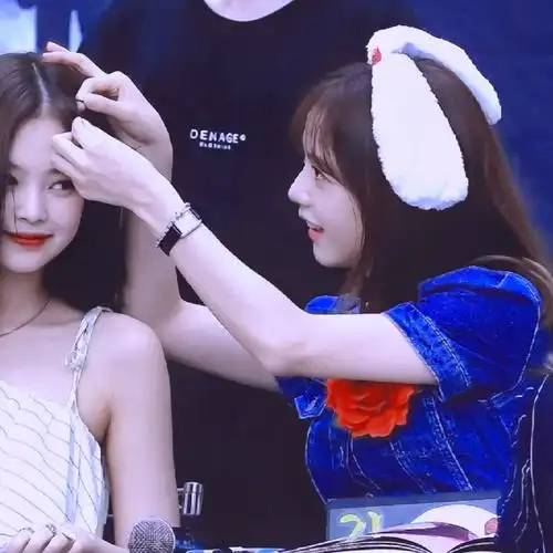 自制jenniejisoo情头拿图点赞