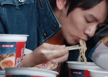 奥特干饭人一代更比一代强,托雷基亚:泰罗你的快乐我好像明白了