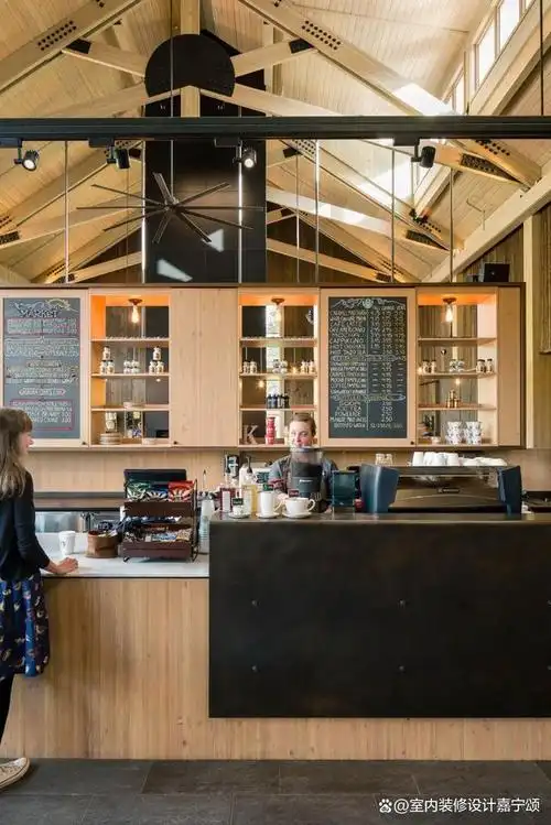 四川咖啡店装修设计:咖啡店装修如何打造独特又舒适的咖啡店氛围