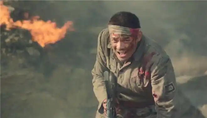 31年前的抗日片烈火金钢葛优和梁天演反派票房不到1万元