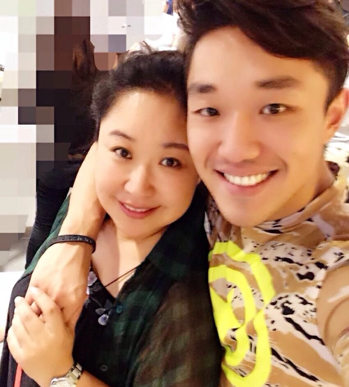 赵珈琪:不顾反对嫁摆摊丈夫生一子,恩爱几十年,演员儿子成骄傲