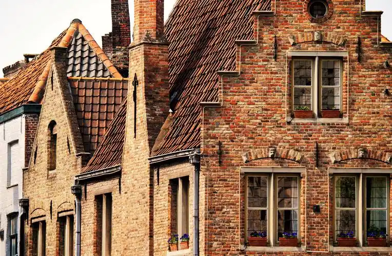 一栋房子的建筑物的特写