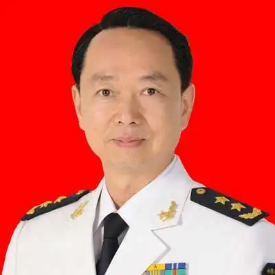 海军东海舰队政委王华勇中将:坚决捍卫海洋权益,未来战争勇于亮剑