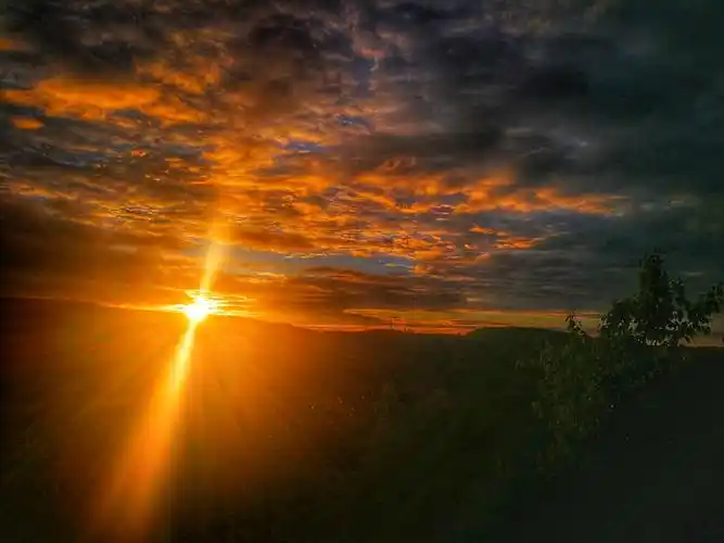 农村的落日晚霞