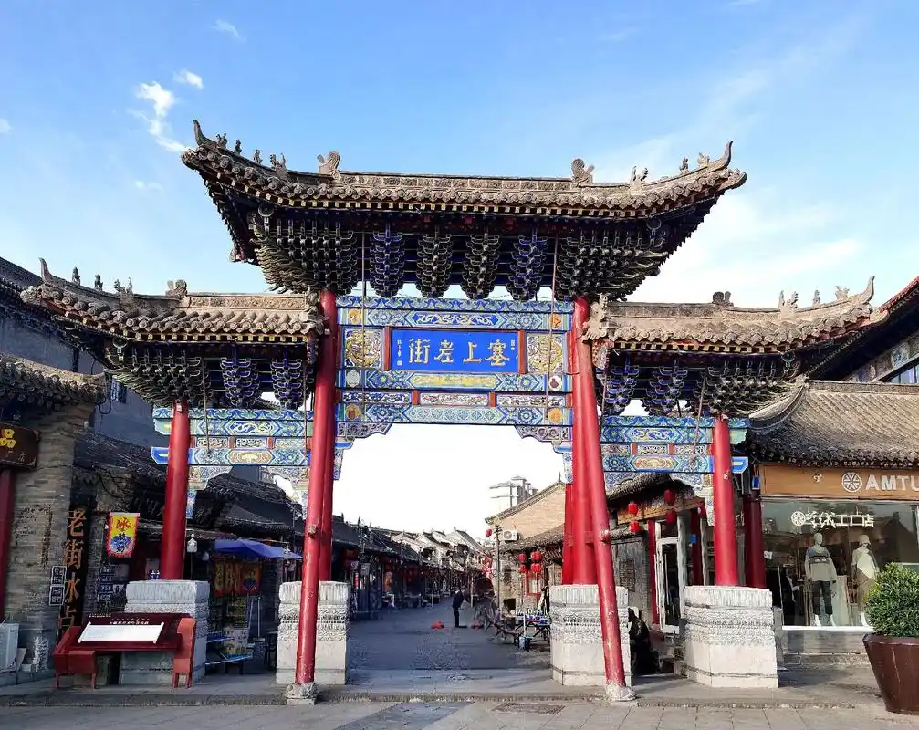 呼和浩特免费景点:塞上老街