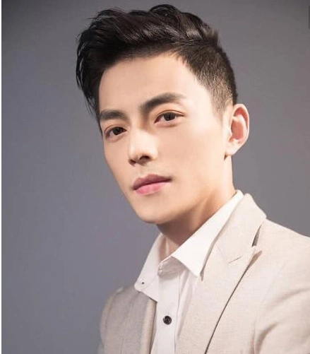 lol智勋被"封禁"?为了直播效果点女陪玩,却被一张图毁了前途!