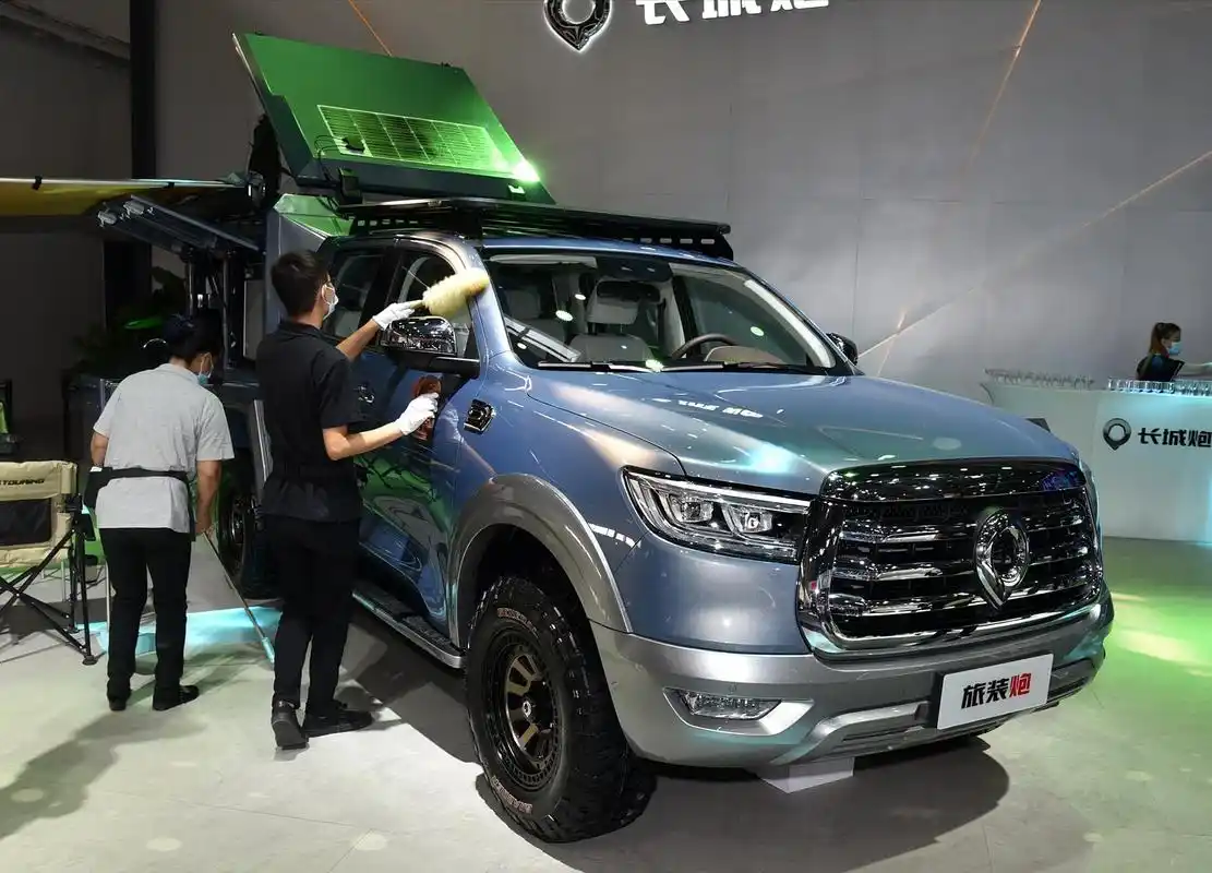 新款旅居版长城炮亮相,2.0t 四驱,预售18万,比哈弗h9还霸气