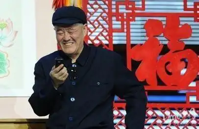 退春晚真相,1月30日晚,赵本山参加郭德纲主持的节目《郭的秀》的录制