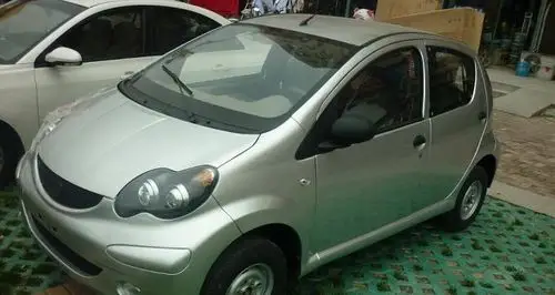 供应飞虎fo款四轮代步车 全封闭燃油四轮摩托车 小型燃油四轮车