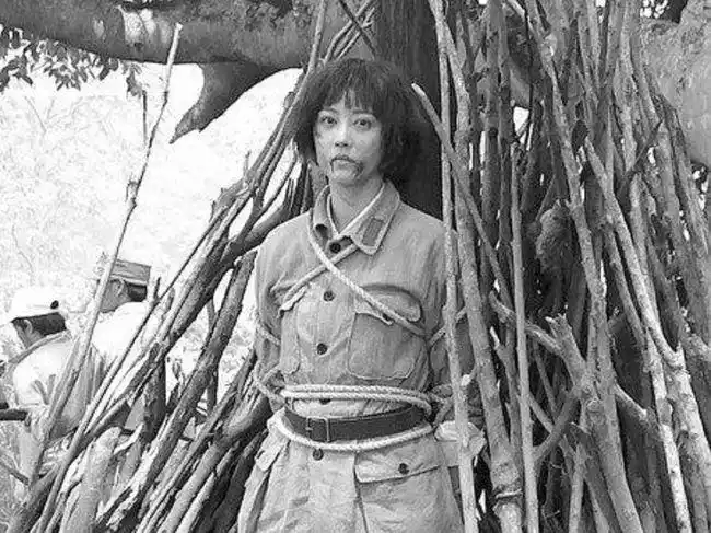 长征唯一获准结婚的女团长西路军兵败无法归队为生存多次改嫁