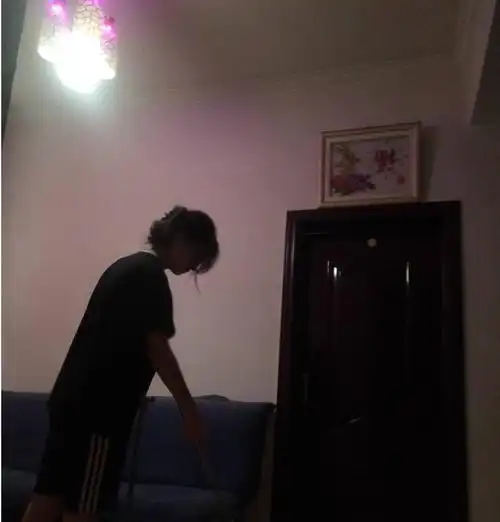 疫情防控之下,多彩的居家生活!——乌鲁木齐市第一中学高一(5)班