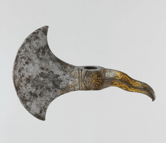 明清铁鎏金龙纹斧头美国大都会博物馆藏