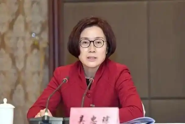 女性领导干部,历来都是外界关注的焦点.