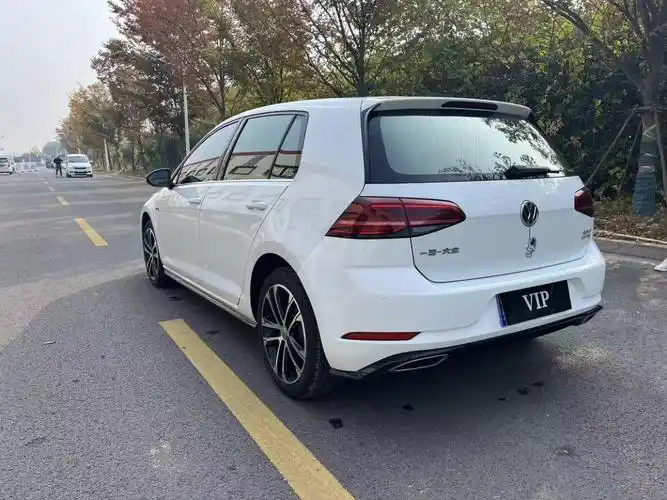 大众 高尔夫  2018款 280tsi 自动r-line型图片