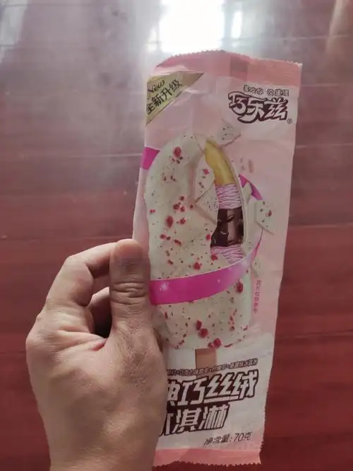 巧乐兹经典巧丝绒冰淇淋