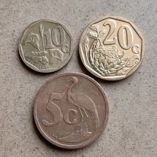 8mm 南非5/10/20分硬币  3个套 有氧化  铁镀铜 非洲【8月13日发完】