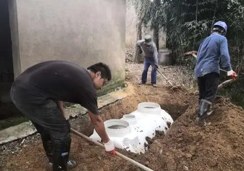 【农村人居环境整治在行动】许咀村:推进"厕所革命" 改善人居环境