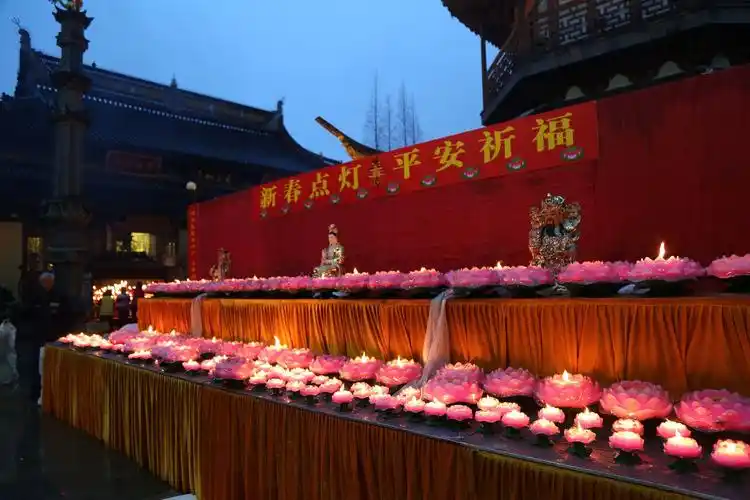 本寺举办"除夕撞梵钟,新春呈吉祥"祈福法会