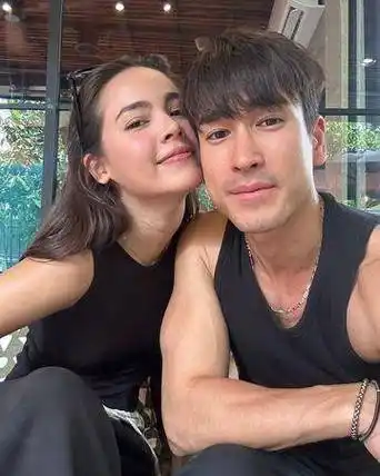 泰「12年国民cp」宣布婚礼无限期延后…双方认了_nadech_yaya_男友