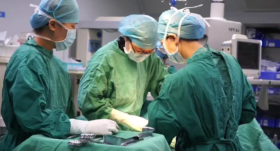 博罗县妇幼保健计划生育服务中心手术室护士奔跑于生命赛道与希望同行