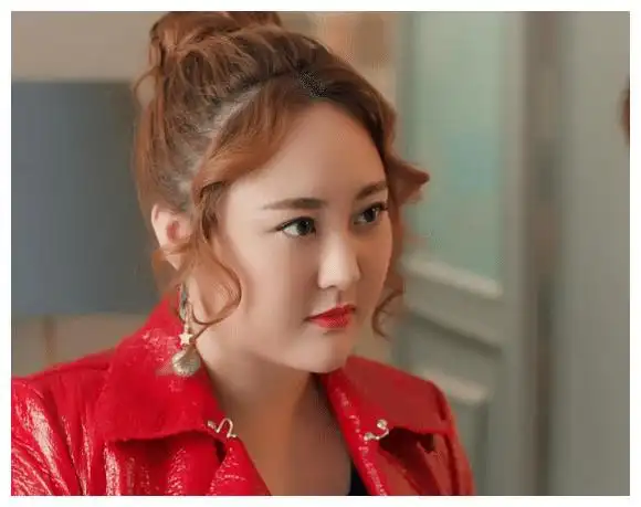 为塑造角色她胖到300斤,成名后惨被男友抛弃,如今形象惊艳众人