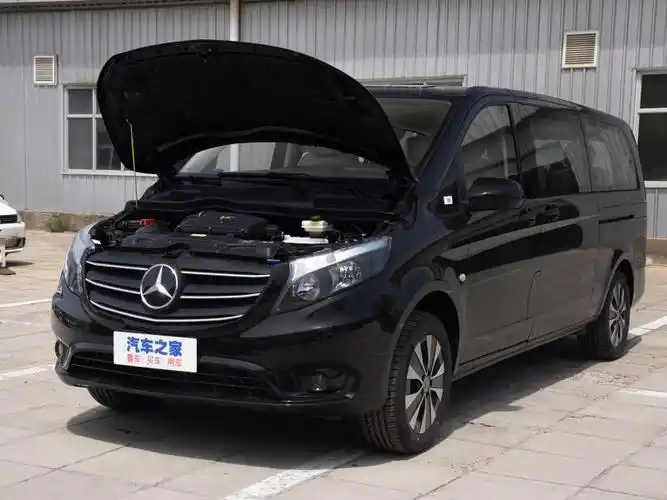 福建奔驰 威霆 2021款 2.0t 商务版 7座