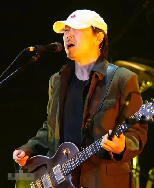 老狼晒出崔健写给臧天朔的一封信 这就是"天涯若比邻"的状态吧