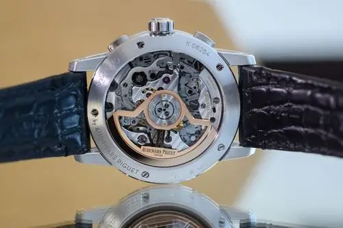 揭秘爱彼新机芯