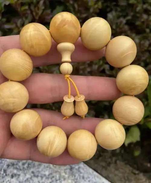 黄杨木手串包浆后是什么颜色?_北京商业网