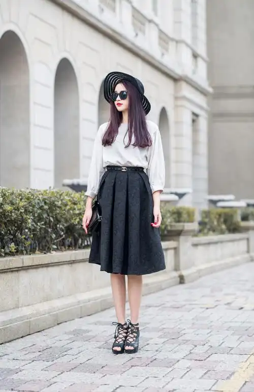 春装新款暗花印花半身裙中长大摆裙复古高腰中裙a字百褶蓬蓬裙