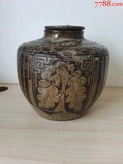 清代马口窑刻画陶罐