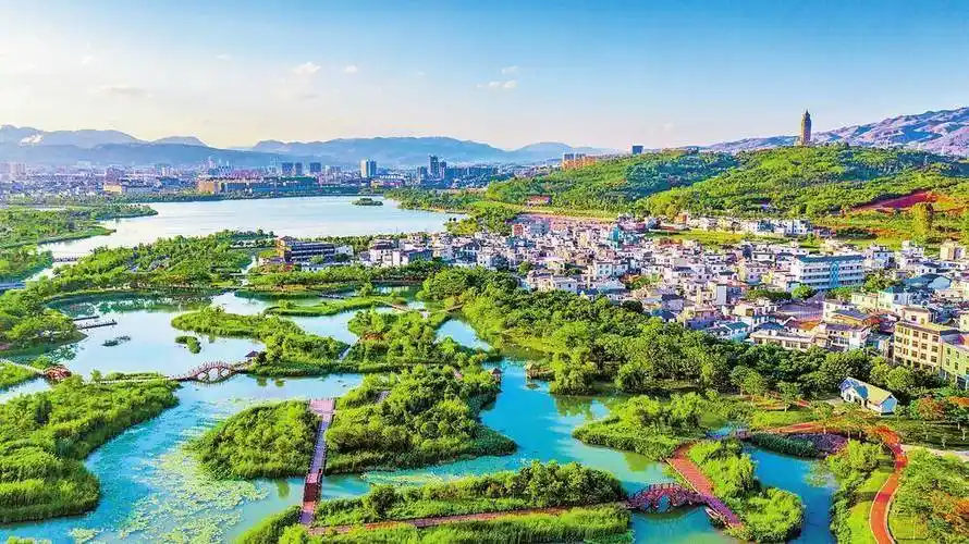 红河州开远市全力创建全国文明城市_发展_生态_公园