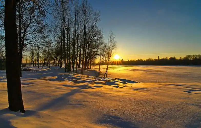 季节冬季日出和日落太阳雪大自然壁纸800x600分辨率查看