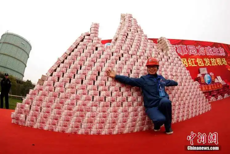 江西一钢企现金堆成钱山员工每人领6万