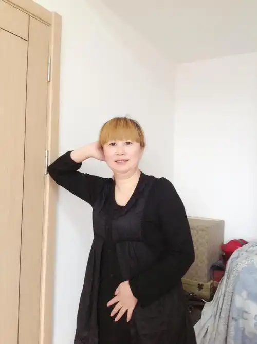 51岁未婚女征婚照片(id:65352640)_江苏南京征婚交友_珍爱网