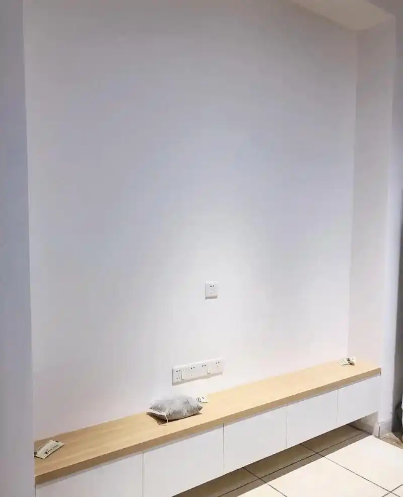 木工打的电视柜~ 本来想买那个的贝达电视柜的,看很多人装了,效果特别