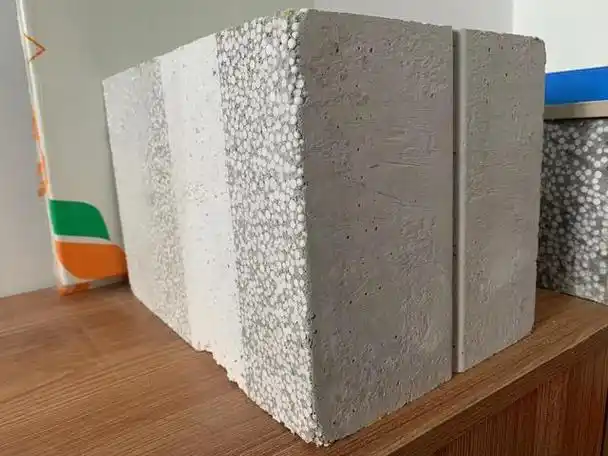 自保温外墙板是一种新型的建筑材料,它具有保温,隔热,防火,防水,等多