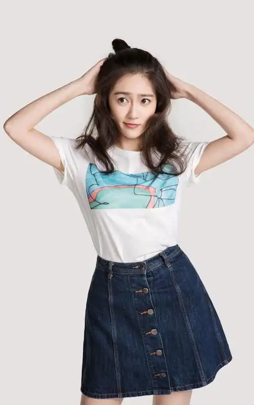 汤梦佳可爱活力青春写真