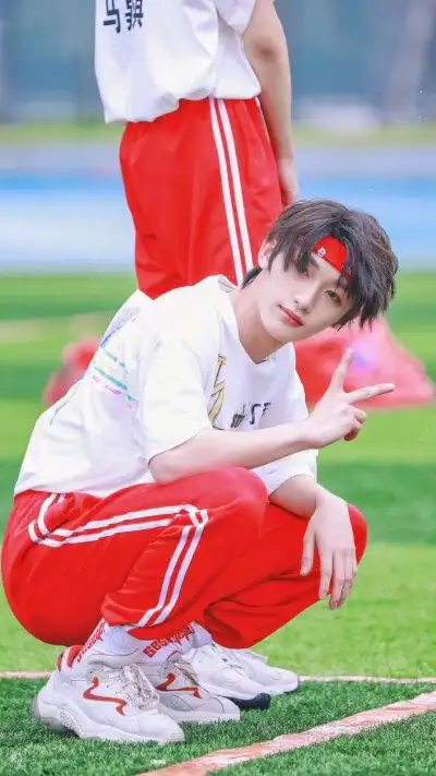 丁程鑫(夏季运动会)存图