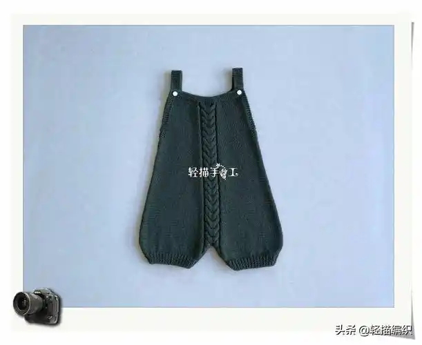 新手宝妈看过来,简单好织的萌宝背带裤,呆萌帅气