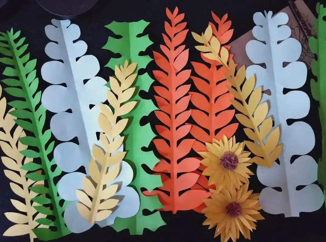 幼儿园环创 #幼儿园 幼儿园手工剪纸,这几种叶子很受欢迎剪 - 抖音