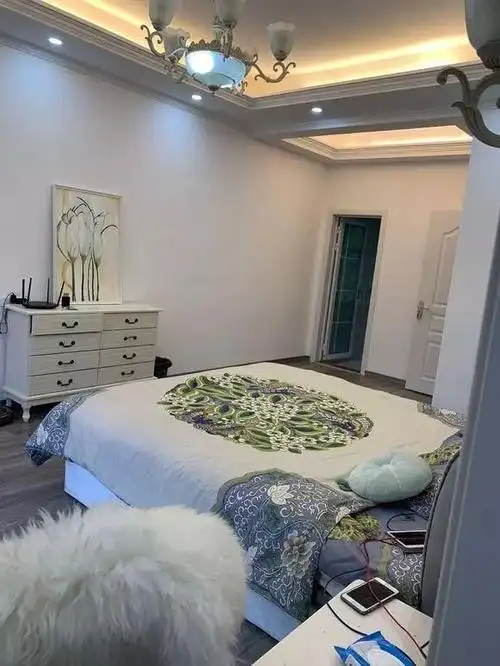 衣帽间卫生间次卧室次卧室在楼下今后留给老人家居住,也比较的方便