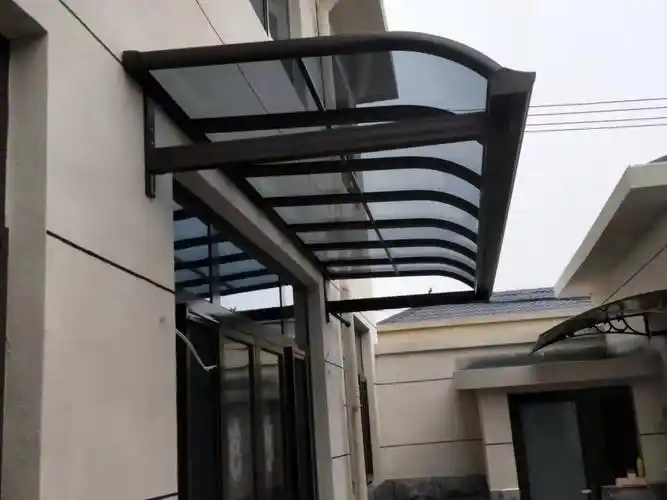 【庭院雨棚别墅遮阳棚露台雨棚小区停车棚玻璃房遮阳帘】视频介绍