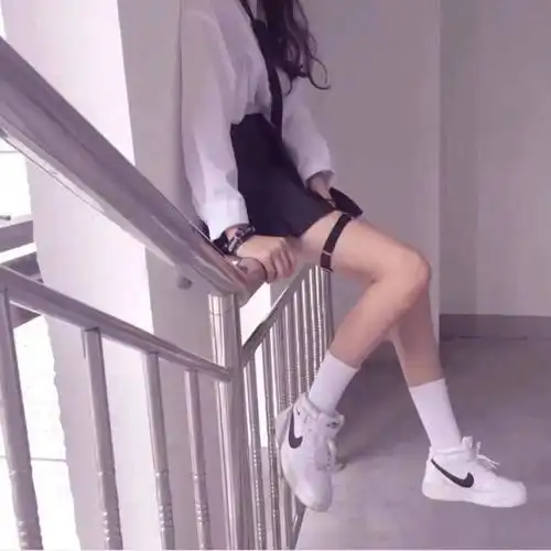 微信头像女头半身