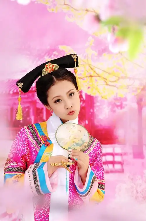 格格迎春 - 浪蝶 - 美女如云