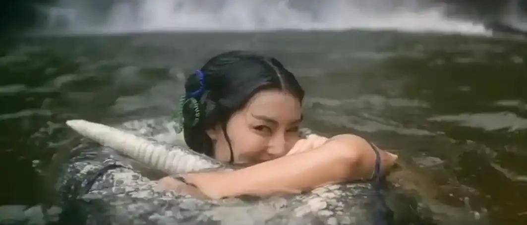 只有成年人才能看懂这部未删减版经典_青蛇