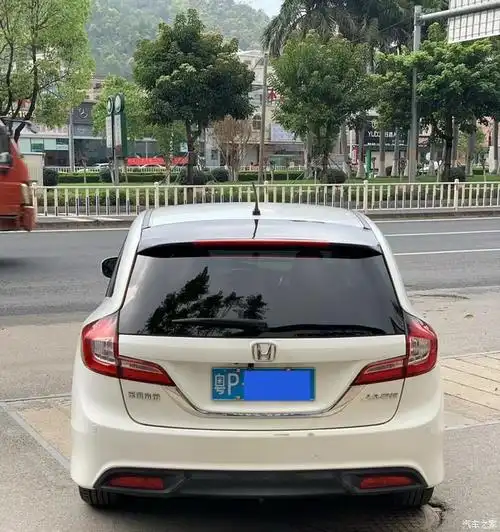 14年本田杰德舒适版想卖